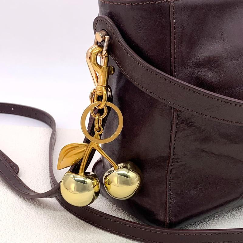 Cute Cherry Bag Charm Keychain – Ideal Anniversary & Wedding Gift for Women’S Car Keys & Handbags