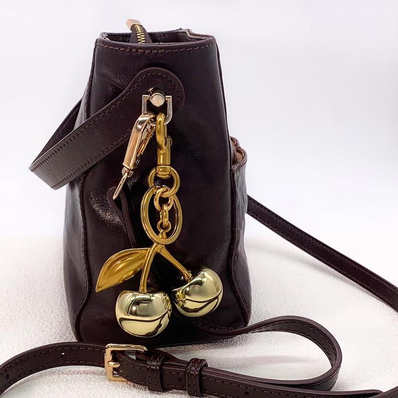Cute Cherry Bag Charm Keychain – Ideal Anniversary & Wedding Gift for Women’S Car Keys & Handbags